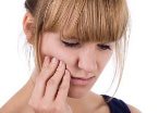 боль из-за гиперчувствительности зубов