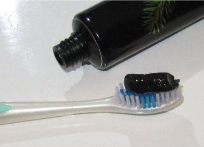 Черная зубная паста Сплат с активированным углем