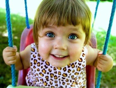 К 2,5–3 годам у ребенка уже должно быть 20 молочных зубов.