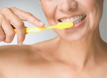 важность чистки зубов
