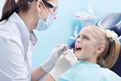 посещать стоматолога ребенку